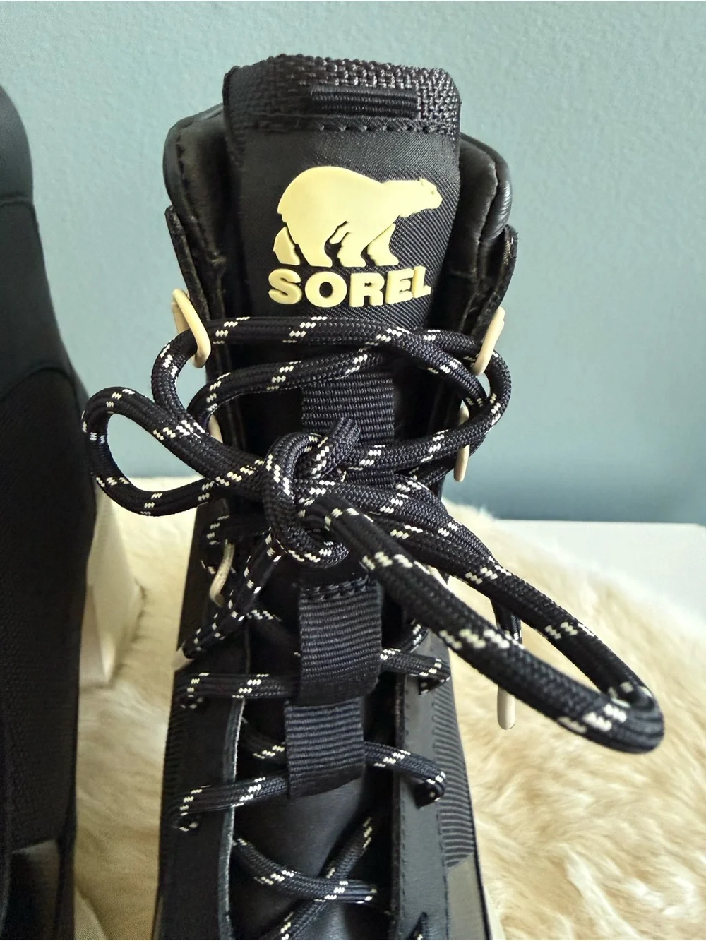 Sorel Women's Brex Heel Cozy Lace Boots